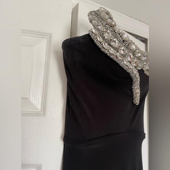 Albina Dyla Black Gown - Picture 5 of 7